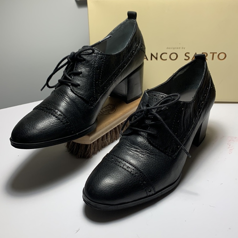 Like New Franco Sarto Black Leather Oxford Heels